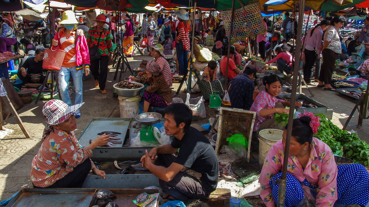 Kambodscha - Dezember 2012<br>Phnom Penh, Markt für Einheimische